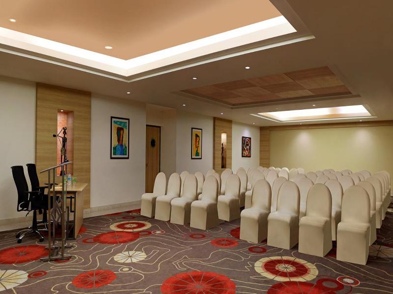 Lemon Tree Premier, Ulsoor Lake, Bengaluru Exterior foto