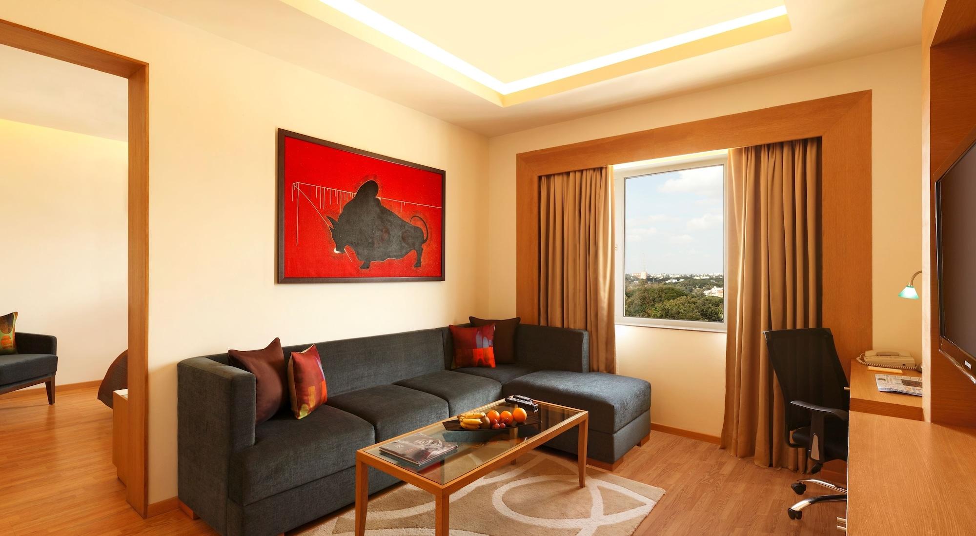 Lemon Tree Premier, Ulsoor Lake, Bengaluru Exterior foto
